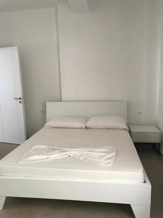 Apartment Villa Colombo Vlore