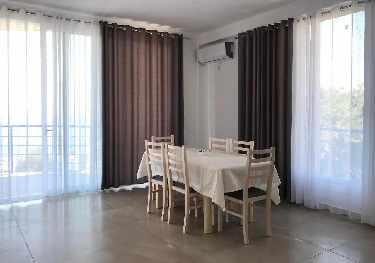 Apartment Villa Colombo Vlore
