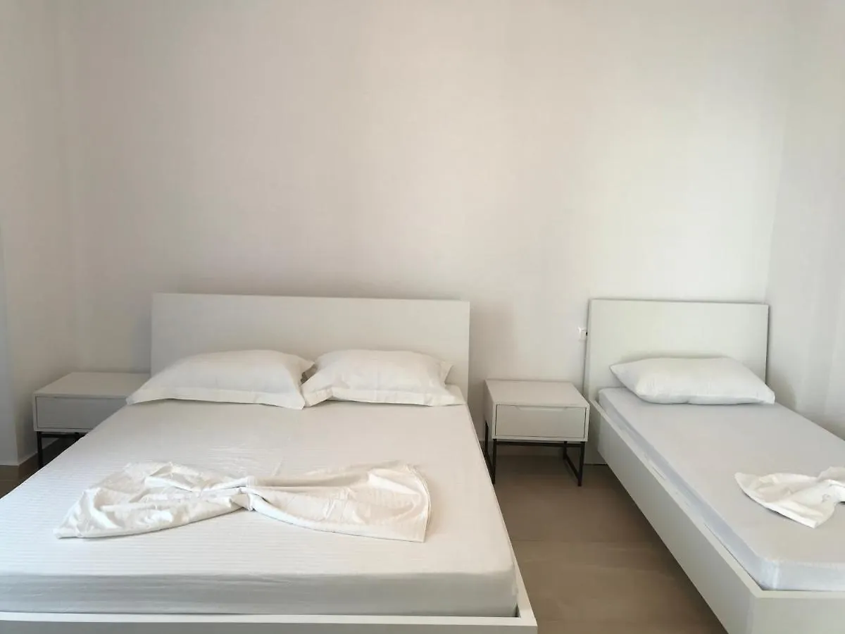 Villa Colombo Vlore