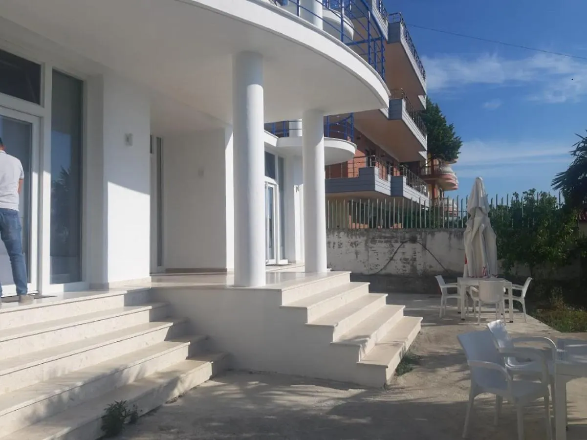 Apartment Villa Colombo Vlore