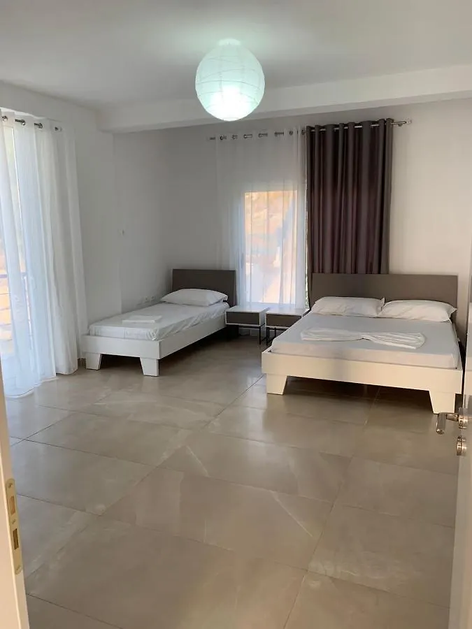 Villa Colombo Vlore