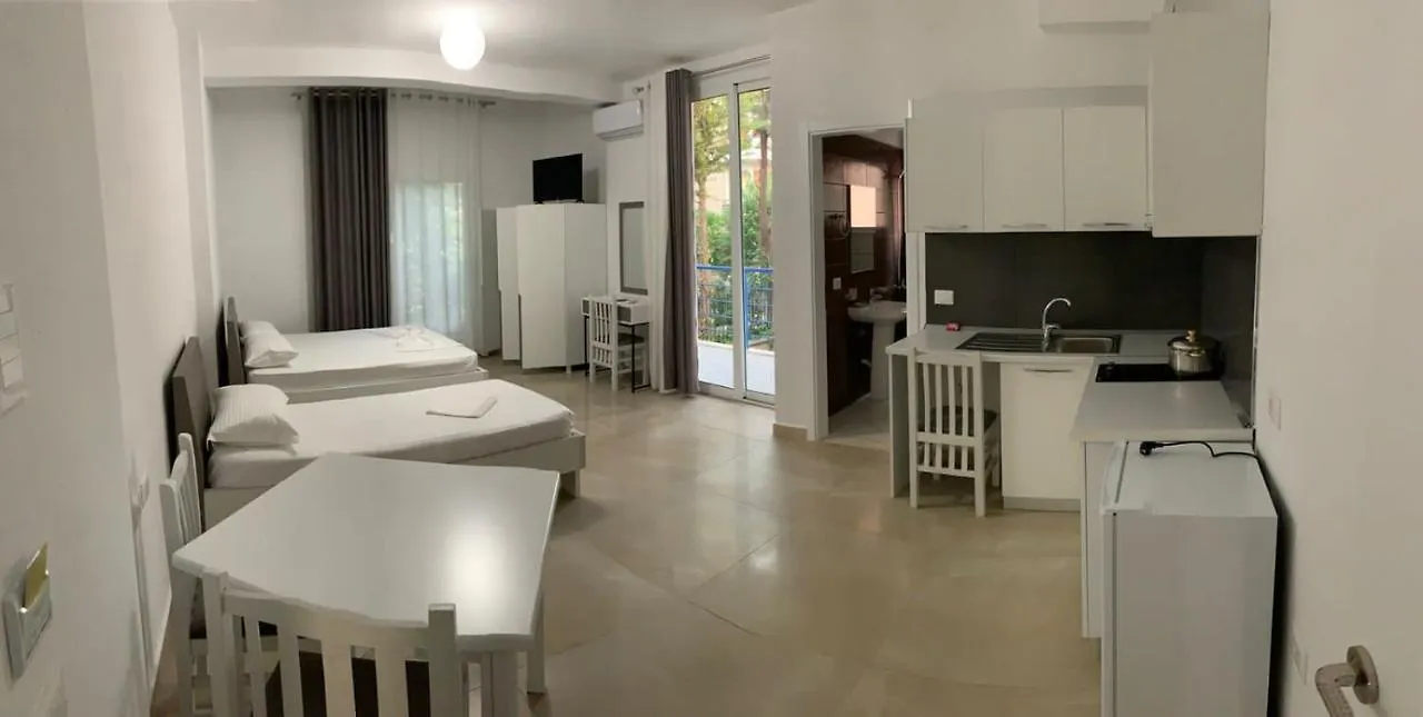 Villa Colombo Vlore