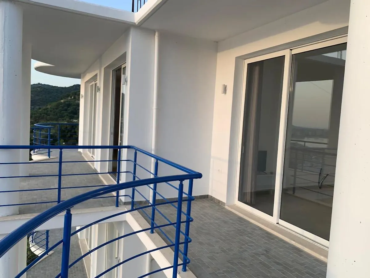 Villa Colombo Vlore